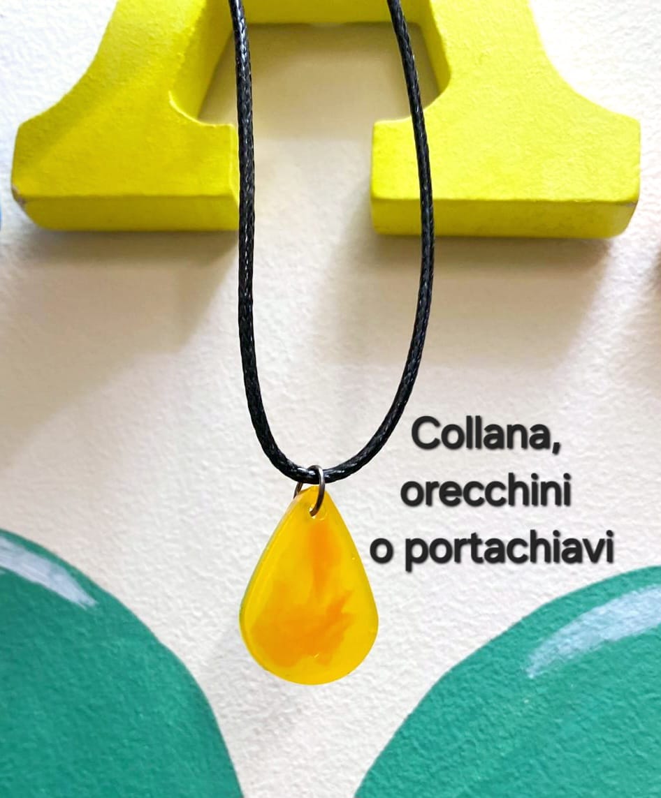 Ciondoli in Resina Artigianali