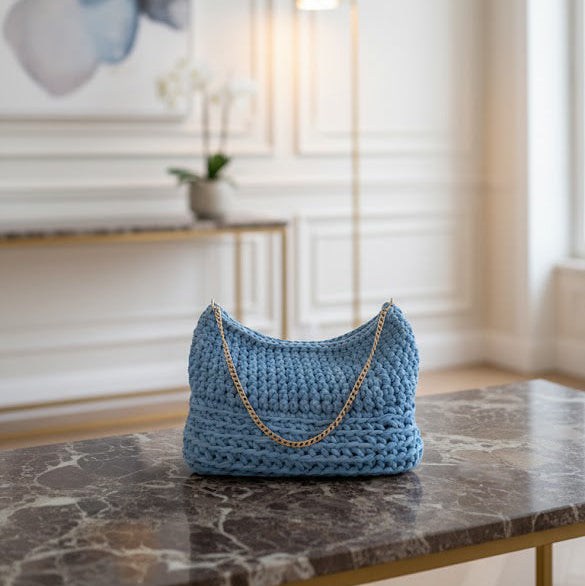 Borsa all'uncinetto fatta a mano